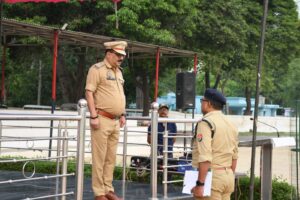एसएसपी ने ली साप्ताहिक-शुक्रवार परेड की सलामी, पुलिस लाइन का किया निरीक्षण